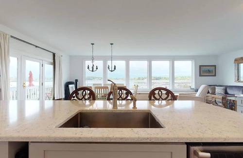 Mid-Coast and Islands House | Oceanfront 4 bed, 3 bath colonial beach home, right on Casco Bay!