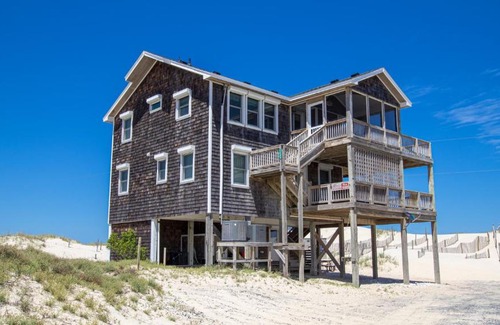 Corolla House | OCEANFRONT, 4-wheel drive area, Wild Horses, Ocean Views! 4x1662, Dolphin Watch
