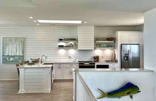 Emerald Isle House | Oceanfront 8 bedroom/sleeps 20 with large gathering and outdoor areas