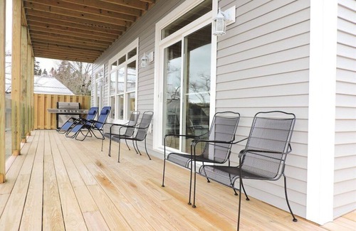 Seawall Condo | Oceanfront ADA Compliant Condo - TidePool