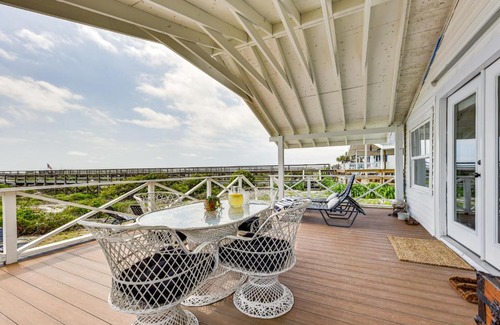Fernandina Beach House | Oceanfront Amelia Island Cottage Deck and Boardwalk