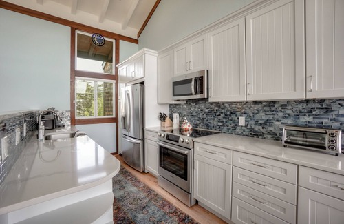 Castroville House | Oceanfront Beach House with two Master Suites