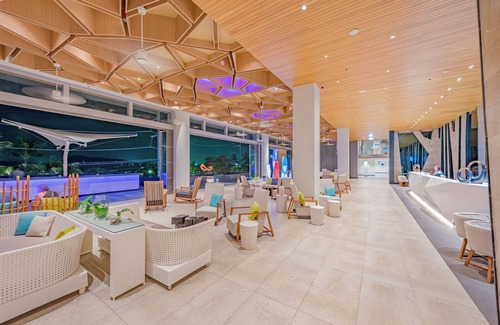 Patong Hotel | Oceanfront Beach Resort