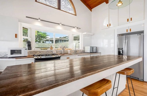Pupukea House | OceanFront Bliss! Direct beach access to Pipeline/Eukai BeachPark