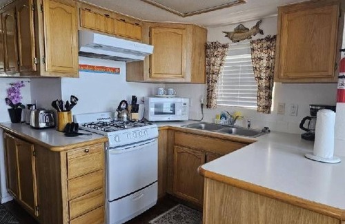 Smith River Apartment | Oceanfront Cabin 9 With Jacuzzi Awesome Views
