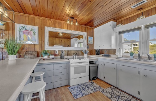 Surf City Cottage | Oceanfront Charm | Classic 1960s Cottage | Screened Porch & Extra Suite