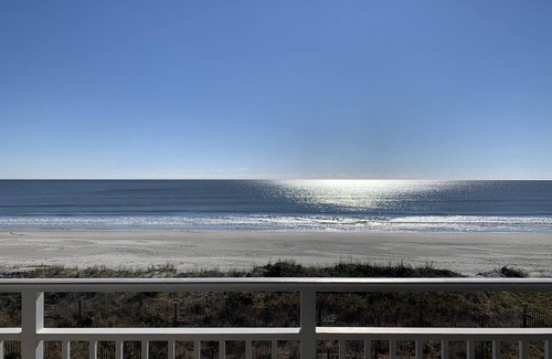 Ocean Isle Beach Condo | Oceanfront condo 2BR direct beach access + pool