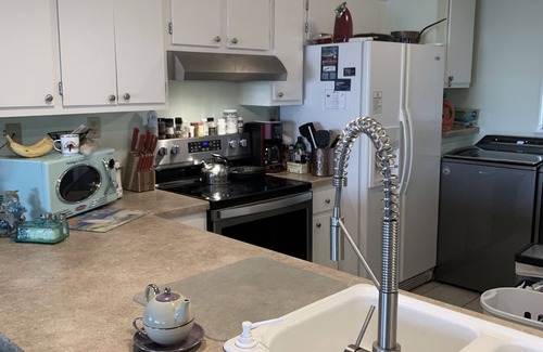 Indian Beach Condo | Oceanfront condo at Summer Winds Resort in Indian Beach, NC
