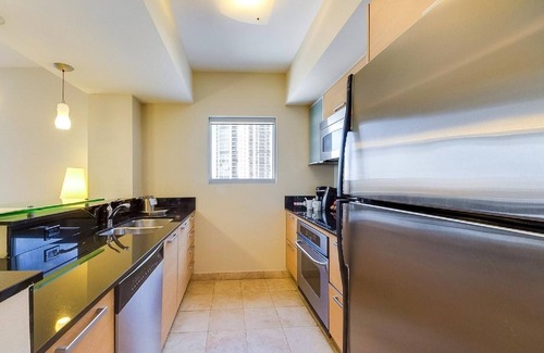 Sunny Isles Beach Condo | Oceanfront Condo in a Hotel Resort with Vacation Amenities near Aventura Mall