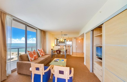 Sunny Isles Beach Condo | Oceanfront Condo in a Hotel Resort with Vacation Amenities near Aventura Mall