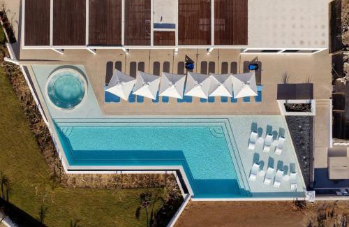 Cerritos House | Oceanfront Condo, Stunning Views, Luxury Amenities