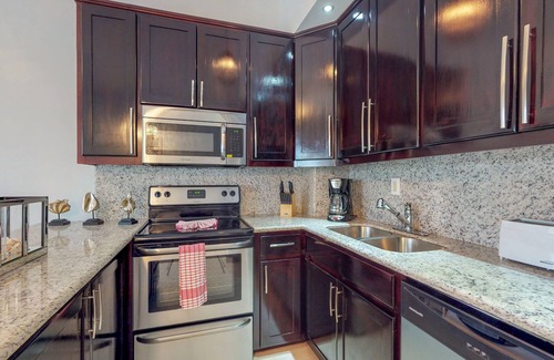 San Pedro Condo | Oceanfront condo with amazing water views, partial AC, WiFi & pool