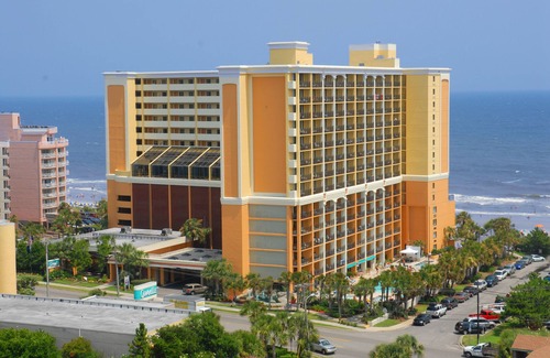 Myrtle Beach Resort | Oceanfront Double Efficiency w/View + Official On-Site Rental Privileges