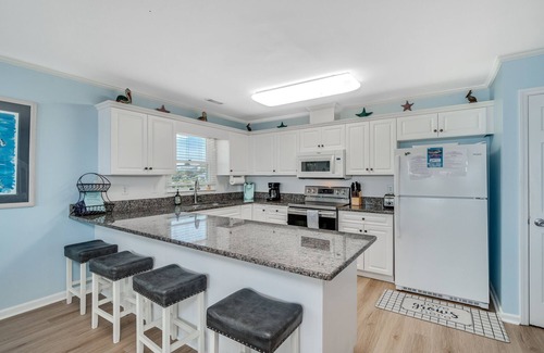 Emerald Isle House | Oceanfront duplex with beautiful sunset views