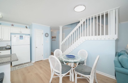 Emerald Isle House | Oceanfront duplex with beautiful sunset views