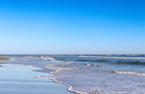Sneads Ferry Apartment | Oceanfront Escape at She Shed By The Seashore