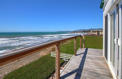 San Simeon House | Oceanfront Escape