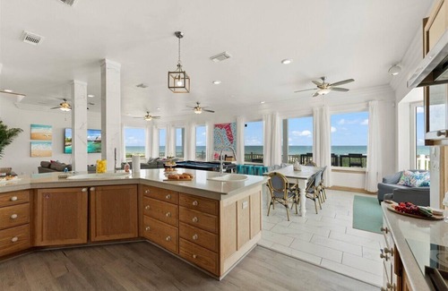 Marineland Acres House | Oceanfront Flagler - Pool, Billiards, Pet-Friendly