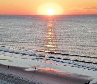 Crescent Beach House | Oceanfront Get Away