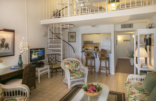 Estate Golden Rock Condo | Oceanfront Getaway; Picturesque Views