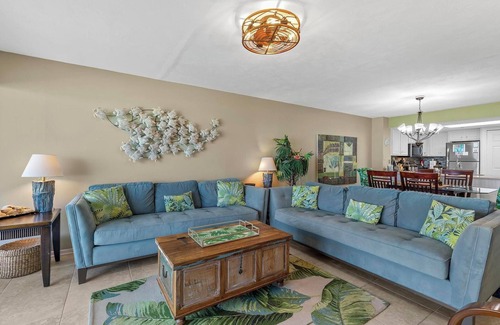 Bethune Beach Condo | 🌊Oceanfront Groudfloor Condo-Chadham by the Sea 118🌊