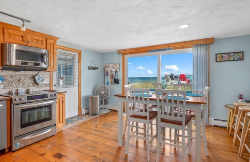 Sagamore Beach House | Oceanfront Home on Sagamore Beach Sleeps 10