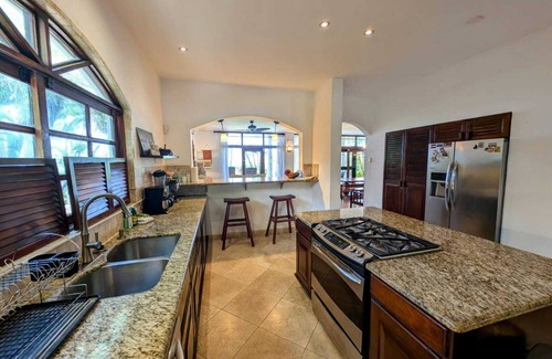 Playa Negra House | Oceanfront Home/Very Relaxing/Private Access to the Beach!
