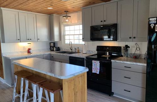 Kitty Hawk Cottage | Oceanfront, Hot Tub Oceanside, 4 Bedroom, 2 Bath, Large Deck