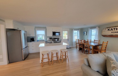 Kennebunk House | Oceanfront house on Kennebunk Beach