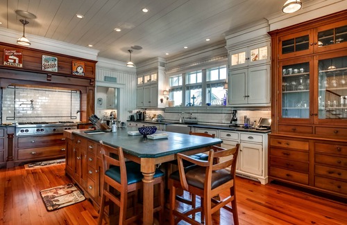 North Litchfield Beach House | Oceanfront house with separate carriage house & private swimming pool at North Litchfield Beach.