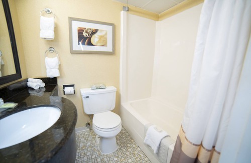 Northeast Virginia Beach Hotel | Oceanfront Inn