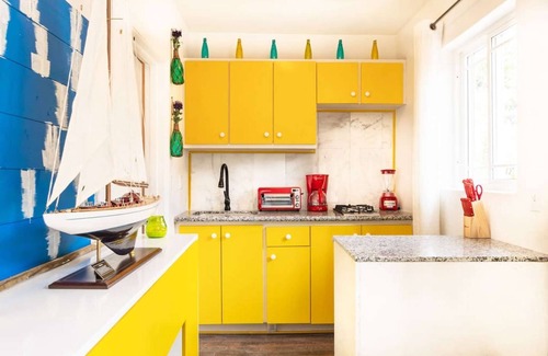 Nassau Apartment | Oceanfront Lemon Cottage
