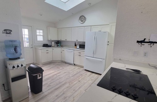 Sandbridge House | Oceanfront Living Family Friendly