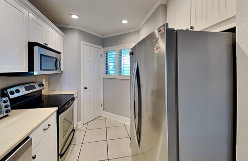 Butler Beach Apartment | Oceanfront Luxury 2BR Condo New Rental