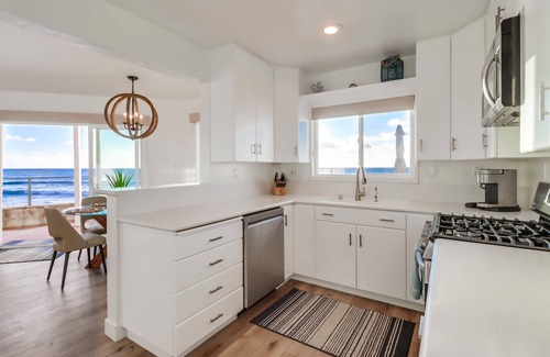 Ocean Beach Condo | Oceanfront new listing with Spectacular Views