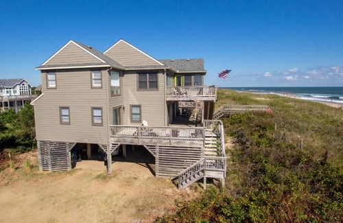 Duck House | OCEANFRONT, Ocean Views, Sun Decks, Close to Beach Access, SA112, The SandBar