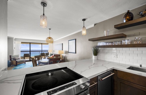 Waikiki Condo | Oceanfront Paradise Retreat at Waikiki Beach Tower Amazing Hotel Amenities