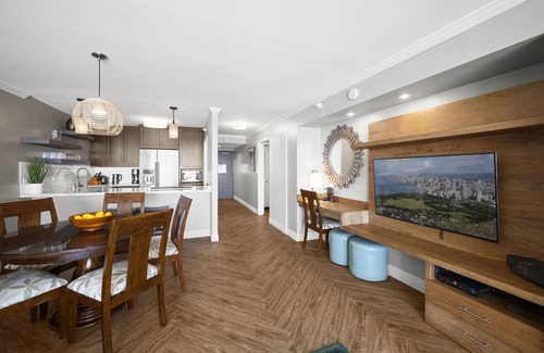 Waikiki Condo | Oceanfront Paradise Retreat at Waikiki Beach Tower Amazing Hotel Amenities