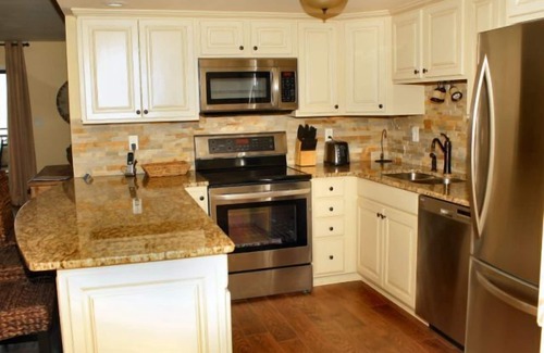 Crescent Beach Condo | Oceanfront Pet Friendly 3 BR Condo