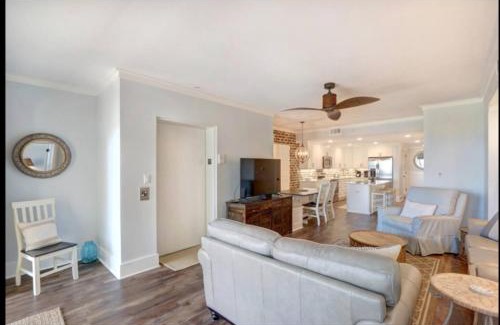 Tybee Island Apartment | Oceanfront Pearl - DeSoto Beach Club
