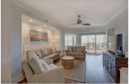Tybee Island Apartment | Oceanfront Pearl - DeSoto Beach Club