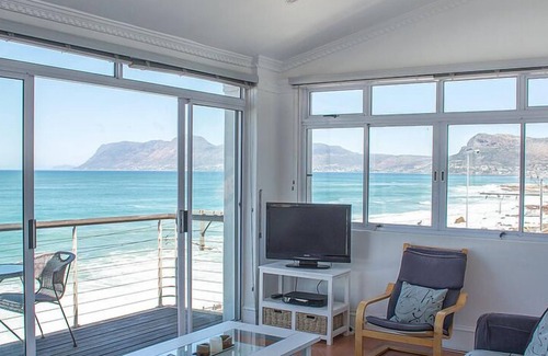 Kalk Bay House | Oceanfront Penthouse