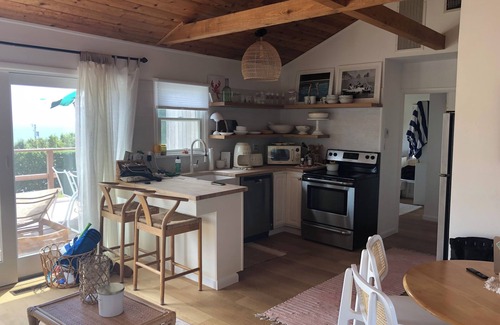 Montauk Cottage | Oceanfront, Private Beach, Outdoor Shower, Indoor Heated Pool, Wifi, Grill