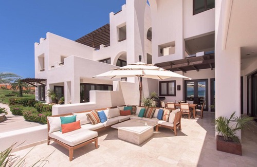 La Paz Apartment | Oceanfront Residence with 3 Bedrooms