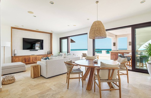 La Paz Condo | Oceanfront Residence with 2 bedrooms