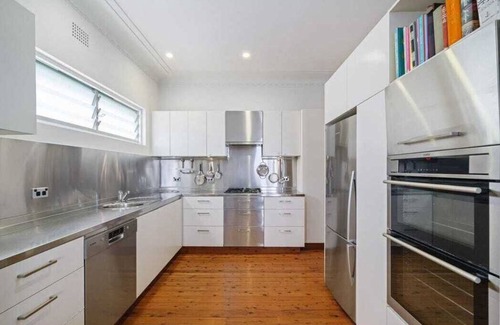 Sydney Villa | Oceanfront Retreat: Whale Watching Haven