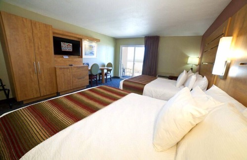 Tybee Island Hotel | Oceanfront Room w/Private Balcony, WiFi, and Incredible Water Views