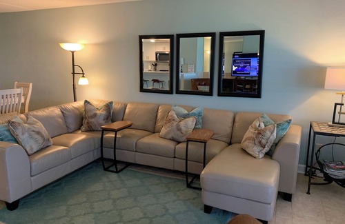 Amelia City Condo | Oceanfront Sailmaker Spacious 2 King BR with 2 private baths - FLAT