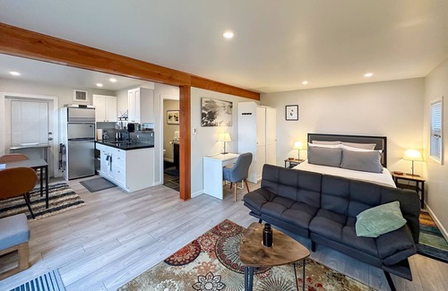 Denman Island Resort | Oceanfront Spa | Oceanview Ensuites | All Seasons
