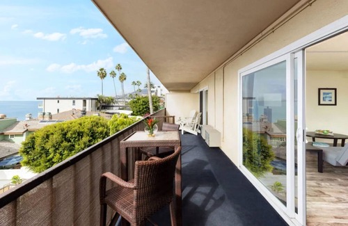 Laguna Beach Hotel | Oceanfront Stay with Direct Beach Access, Outdoor Swimming Pools & Laguna Views